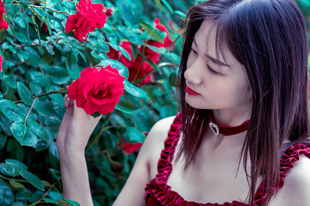 航拍祁连山南麓“高原桃花源”